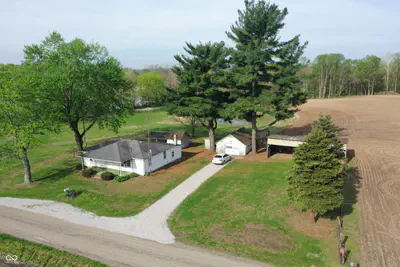 9034 75, Rosedale - 10