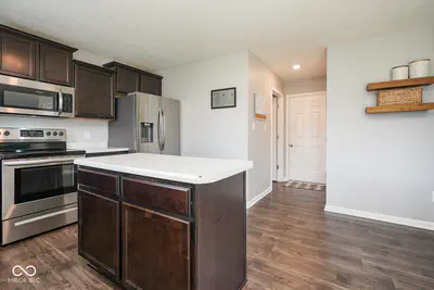437 Thunderwood Drive, Greenfield - 28