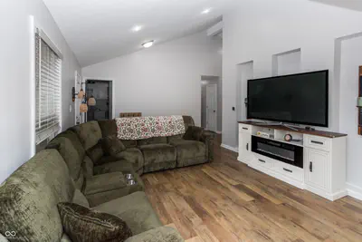 140 Appletree Row, Greenwood - 6