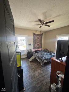 438 Colescott Street, Shelbyville - 13