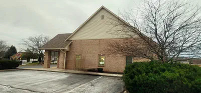 7376 Business Center Drive, Avon - 55