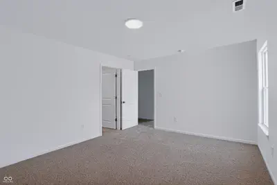 8657 Meadowlands Court, Plainfield - 41