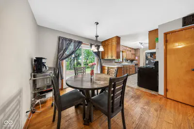 403 Lafayette Street, Cloverdale - 18