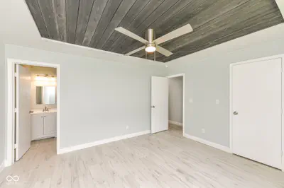 652 Meadows Edge Lane, Indianapolis - 19