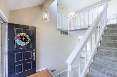 9457 Bridgewater Circle, Indianapolis - 4