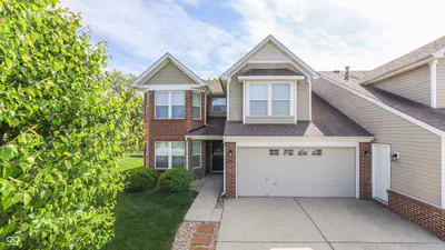 7427 Oak Knoll Drive, Indianapolis - 2