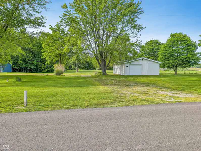 4196 County Road 250, Frankfort - 2