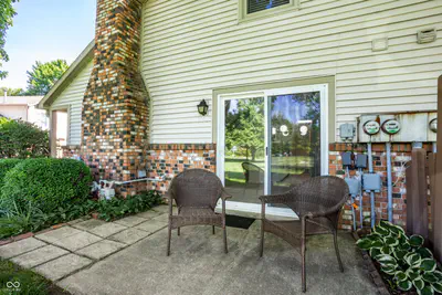 7435 Prairie Lake Drive, Indianapolis - 27
