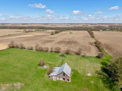 9136 500 South, Jamestown - 8