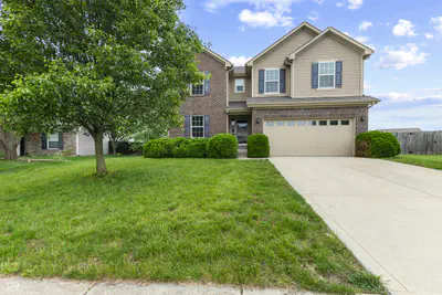 2804 Corlee Crescent, Brownsburg