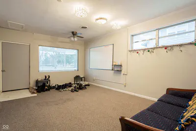225 College Drive, Anderson - 7