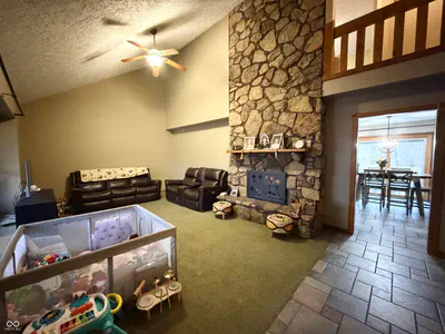 825 Krislynn Woods Avenue, West Terre Haute - 19