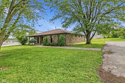 125 7th Street, Gas City - 2