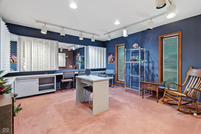 125 7th Street, Gas City - 13