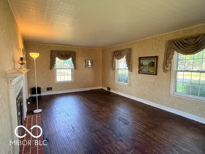 824 5th Street, Seymour - 31