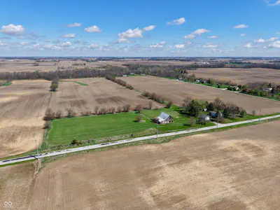 9136 500 South, Jamestown - 6