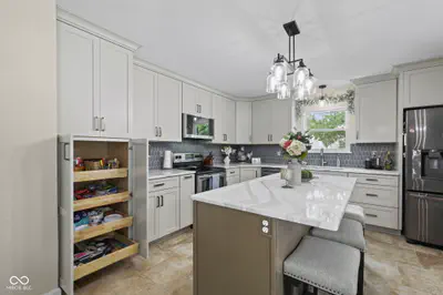435 Lake Shore Court, Franklin - 12