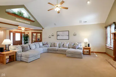 5571 Red Oak Drive, Greenfield - 13