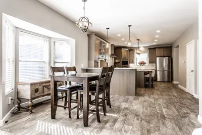8688 Buffett Parkway, Fishers - 16