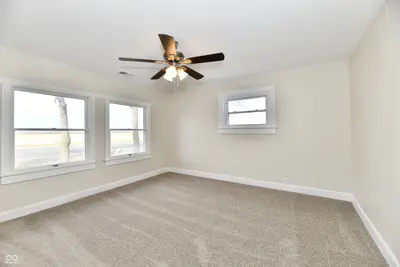 4992 100, New Palestine - 22