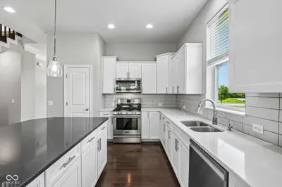 3760 Shady Lake Drive, Westfield - 14