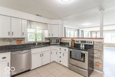 4258 South Drive, Quincy - 23
