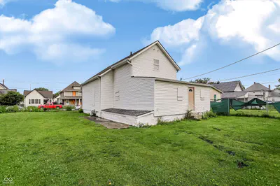 817 Division Street, Indianapolis - 39