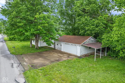 8821 Ogden Dunes Drive, Camby - 2