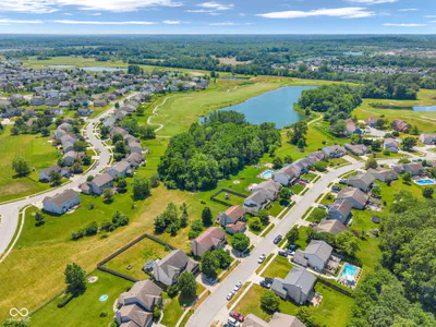 2905 Shadow Lake Drive, Indianapolis - 53