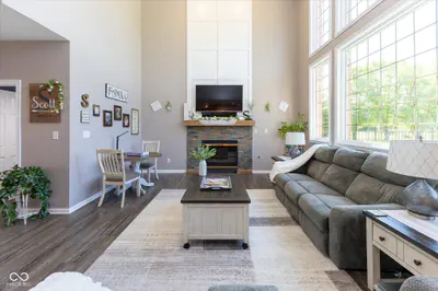 1025 Bear Cub Drive, Cicero - 8