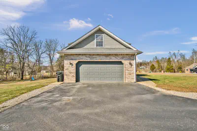 765 Cedar Keys, North Vernon - 8