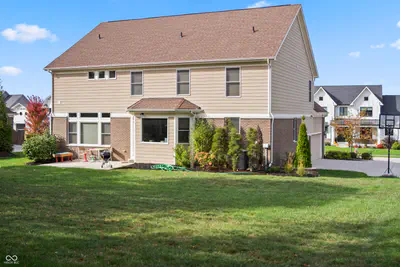 10599 Geist View Drive, Fishers - 37