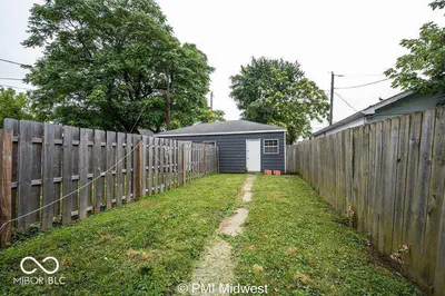 1439 East Street, Indianapolis - 4