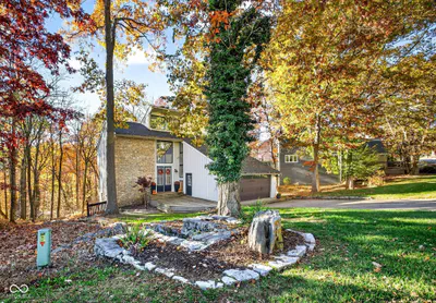 9428 Harbour Pointe Drive, Bloomington