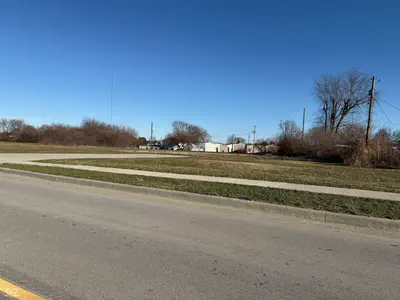 555 Commercial Boulevard, Martinsville