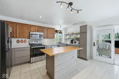 7169 Brown Park Trace, Freetown - 5