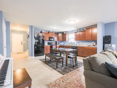 8218 Devon Avenue, Indianapolis - 14