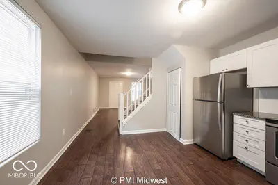 1439 East Street, Indianapolis - 12