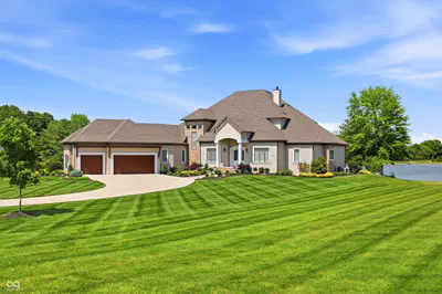 4025 Lochview Court, Bargersville - 2