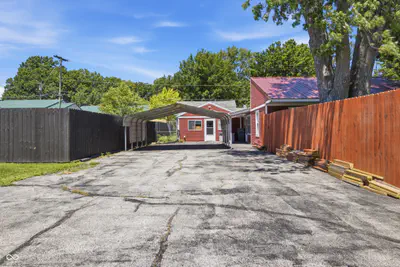 8948 Robey Drive, Indianapolis - 26