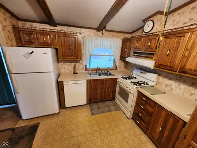23176 Us Highway 52, Laurel - 13