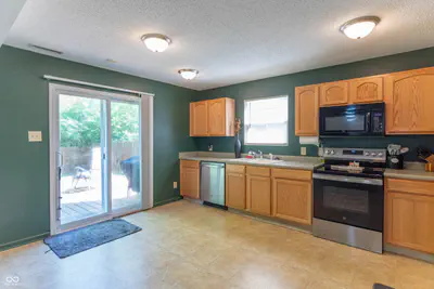 8848 Hosta Way, Camby - 14