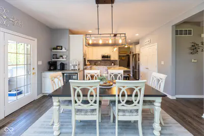 1025 Bear Cub Drive, Cicero - 13