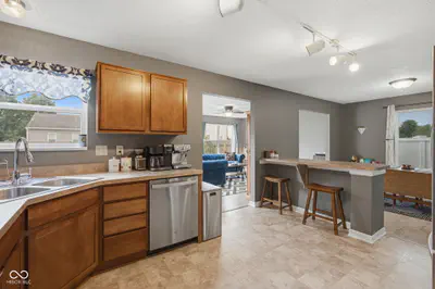 1283 Yellowstone Way, Franklin - 27