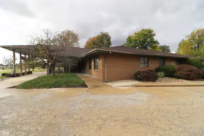 1720 Lafayette Road, Crawfordsville - 47