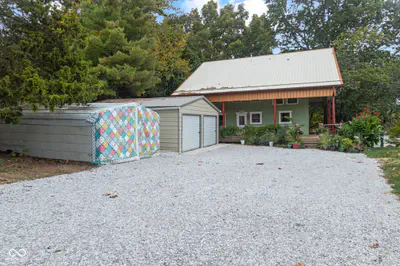 7437 Center Lake Road, Nineveh - 48