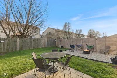 797 Hickory Pine Drive, New Whiteland - 44