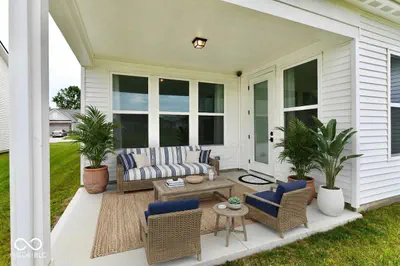 4720 Petunia, Plainfield - 56