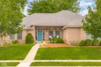 3610 Woodfield Place, Columbus - 2