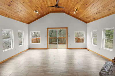118 Huston Street, Ingalls - 14